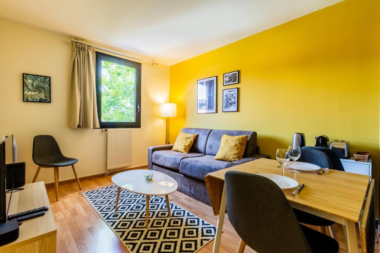 Evry Appartement Cosy // Proche Paris Courcouronnes ภายนอก รูปภาพ